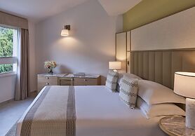 Conrad Chia Laguna Sardinia