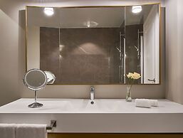 Conrad Chia Laguna Sardinia