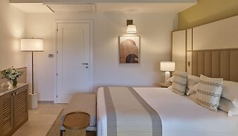 Conrad Chia Laguna Sardinia