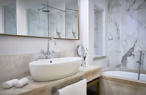 Conrad Chia Laguna Sardinia