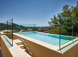 Conrad Chia Laguna Sardinia