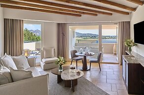 Conrad Chia Laguna Sardinia