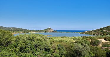 Conrad Chia Laguna Sardinia