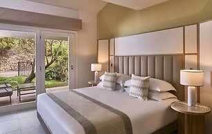 Conrad Chia Laguna Sardinia