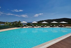 Conrad Chia Laguna Sardinia