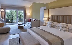 Conrad Chia Laguna Sardinia