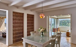 Conrad Chia Laguna Sardinia