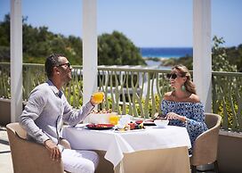 Conrad Chia Laguna Sardinia