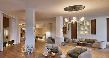 Conrad Chia Laguna Sardinia