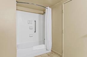 Country Inn & Suites by Radisson, Princeton, WV
