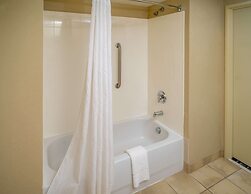 Country Inn & Suites by Radisson, Princeton, WV