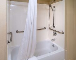 Country Inn & Suites by Radisson, Princeton, WV