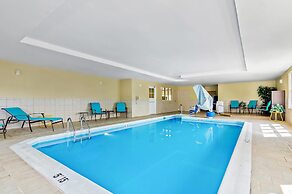 Country Inn & Suites by Radisson, Princeton, WV
