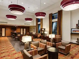 Hampton Inn & Suites Phoenix Chandler-Fashion Center AZ