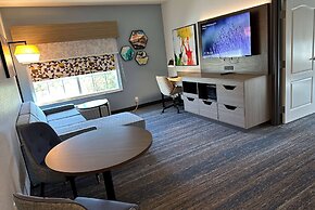 La Quinta Inn & Suites by Wyndham Macon West