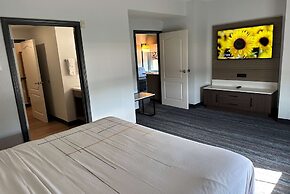 La Quinta Inn & Suites by Wyndham Macon West