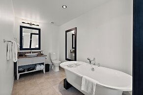 The Parkside Hotel & Spa