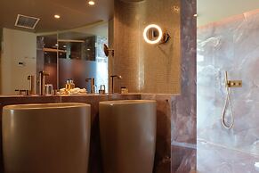 The Views Baia - Adults Only