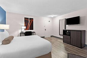 SureStay Plus by Best Western Windsor