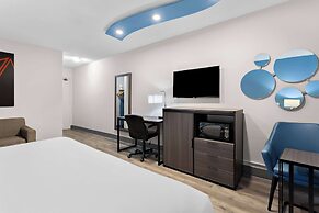 SureStay Plus by Best Western Windsor