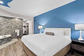SureStay Plus by Best Western Windsor