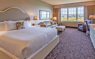 AmishView Inn and Suites