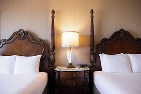 AmishView Inn and Suites