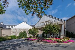 AmishView Inn and Suites