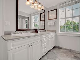 Valentines Resort & Marina