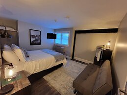 Gunstock Inn & Suites