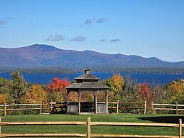 Gunstock Inn & Suites