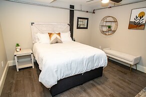 Gunstock Inn & Suites