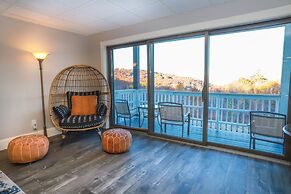 Gunstock Inn & Suites