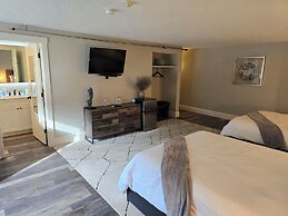 Gunstock Inn & Suites