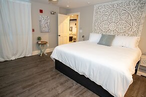 Gunstock Inn & Suites