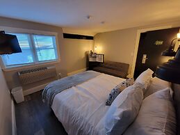 Gunstock Inn & Suites