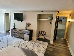 Gunstock Inn & Suites