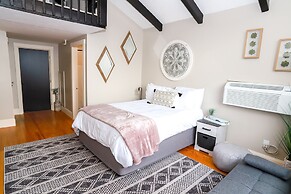 Gunstock Inn & Suites