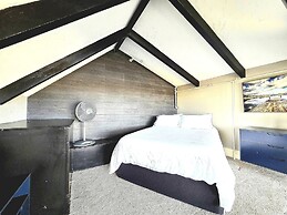 Gunstock Inn & Suites