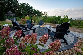 Gunstock Inn & Suites