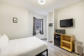 Hotel 27 by LuxUrban