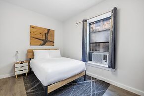 Hotel 27 by LuxUrban