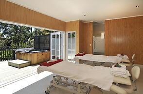 Wai Ora Lakeside Spa Resort