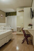 Charm Iguassu Suites Pousada