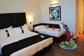 Holiday Inn Genoa City by IHG