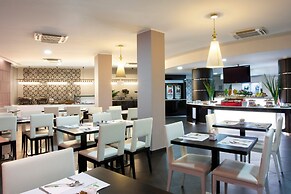 Holiday Inn Genoa City by IHG