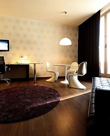 Holiday Inn Genoa City by IHG