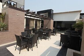 Hotel Chanchal Deluxe