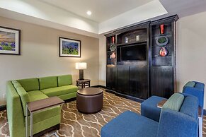 Comfort Inn & Suites Paris