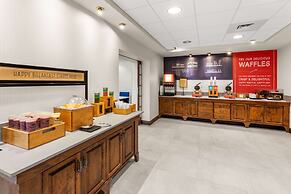 Hampton Inn & Suites Fairbanks